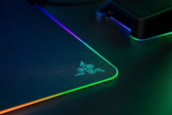 Razer Firefly V2 1 - LXINDIA.COM