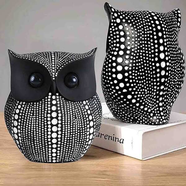 LIFEHAXTORE Modern Classy Lucky Owl Resin Art Showpiece Black and White3 - LXINDIA.COM