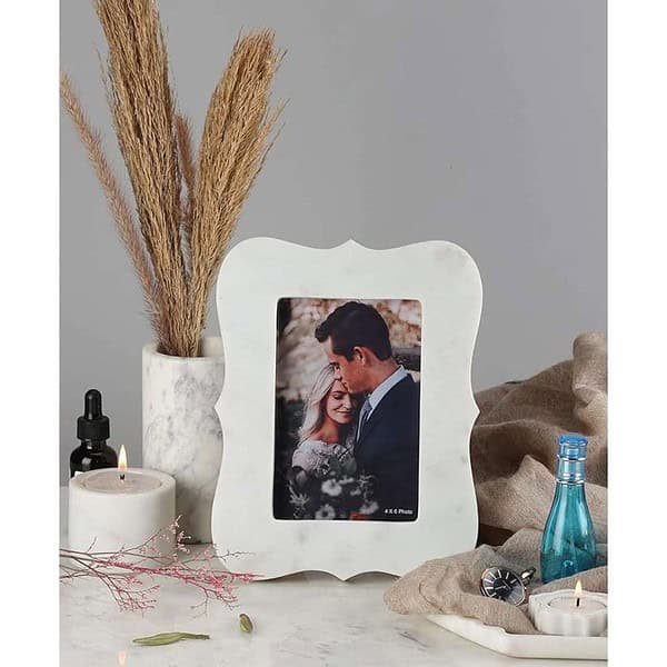 Stone Essential Lisa Marble Photo Frame For Gift Photo Size 6X4 Inch White 2 - LXINDIA.COM