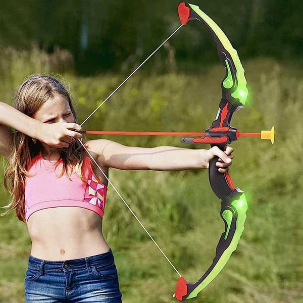 Tec Tavakkal Kids Bow And Arrow Toy ith 3 Suction Cup Arrows Target Quiver with Li B - LXINDIA.COM